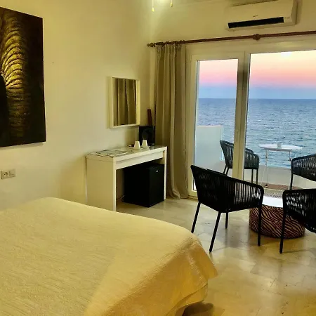 Hotell Boutique Milla De Plata Torreguadiaro